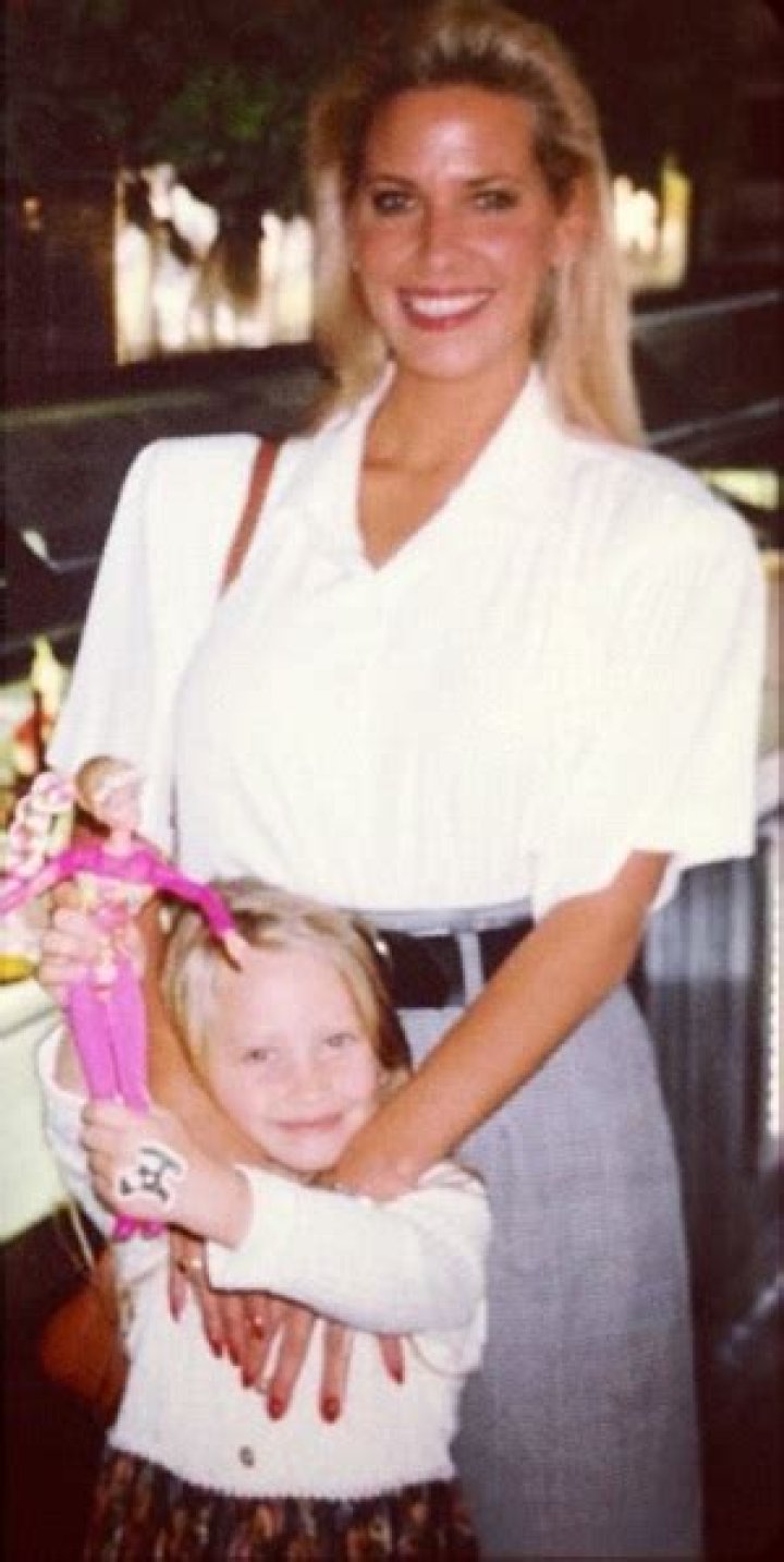 Natalie's Father: Uncovering The Family History Of Natalie Viscuso