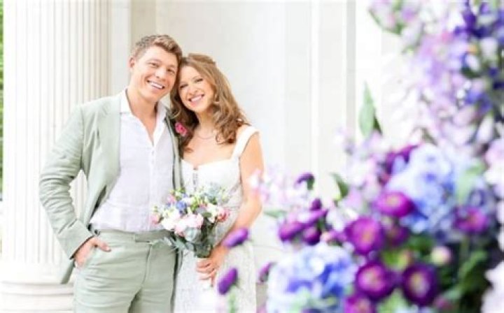 When And Where Will Emily Carver Tie The Knot?